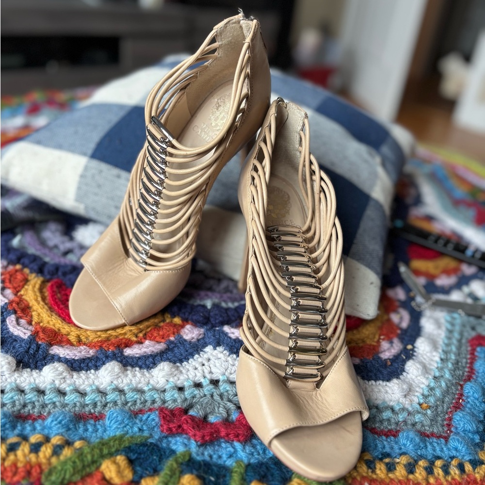 Peep toe metal lace cage stiletto